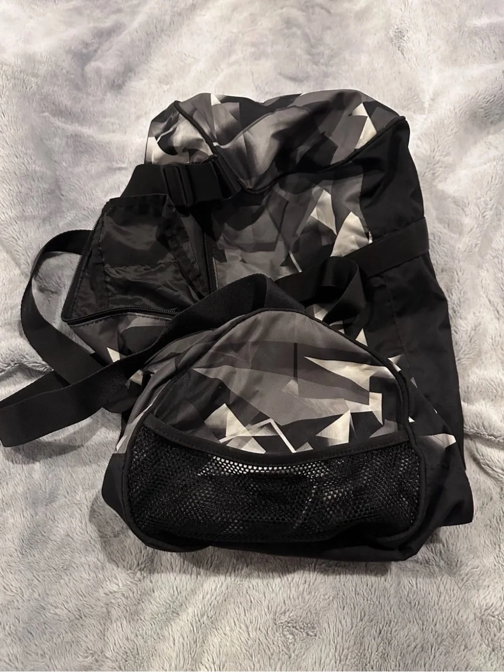 Under Armour Black and Gray Geometric Men's Duffel Bag Adjustable Strap